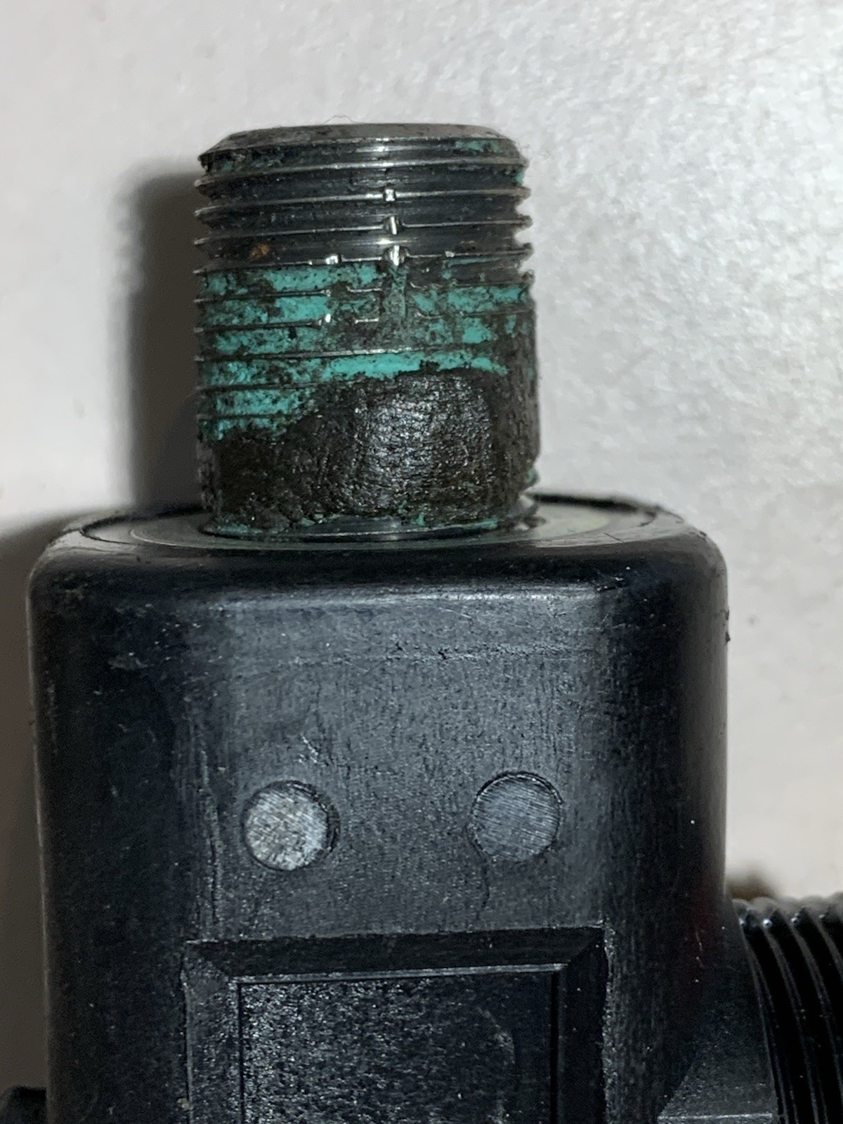 USED INGERSOLL RAND ARO 104104-F03 3/8 FLOW CONTROL 104104F03, L2231 $15