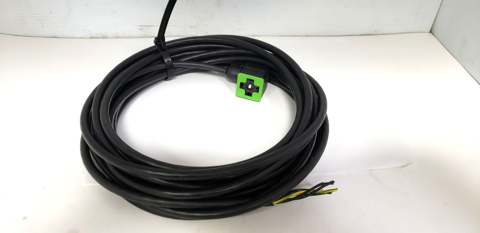 MURR ELEKTRONIK OUTPUT MODULE, 24VDC 4A, APPROX 24′ CABLE