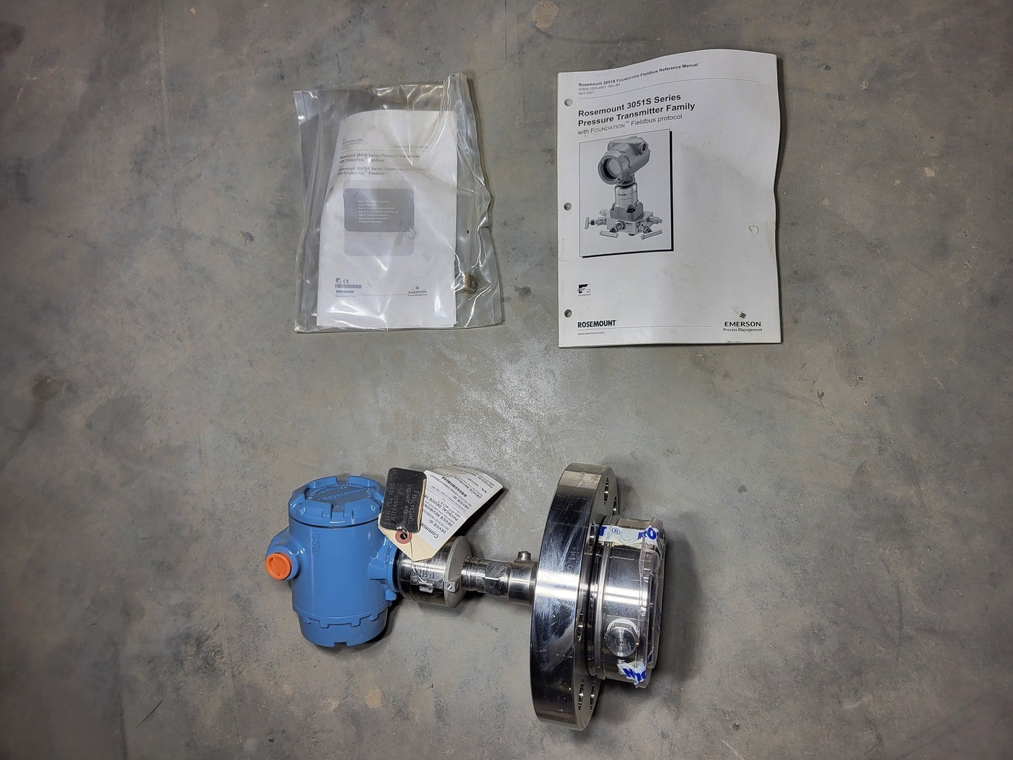 SURPLUS NEW Rosemount 3051S2TG3A2B11F1AD01K6M5P1Q4Q8A1003 Pressure Transmitter