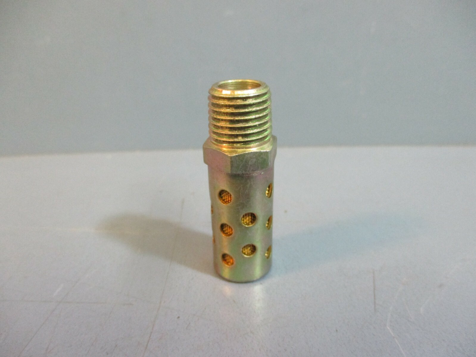 Bantam B28 Muffler Male NPT 125psig Max 42wgt/ctn NEW LOT OF 6