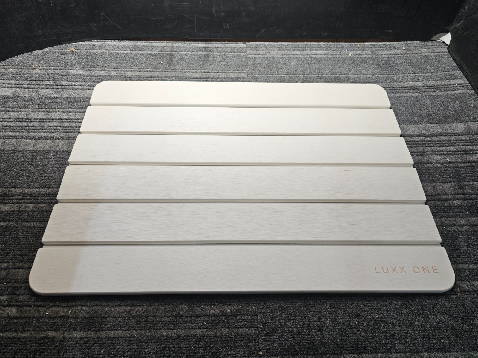 Luxx One Stone Mat 25.1 x 17.9″ x 0.5″, Flexible, Warp & Break-Resistant