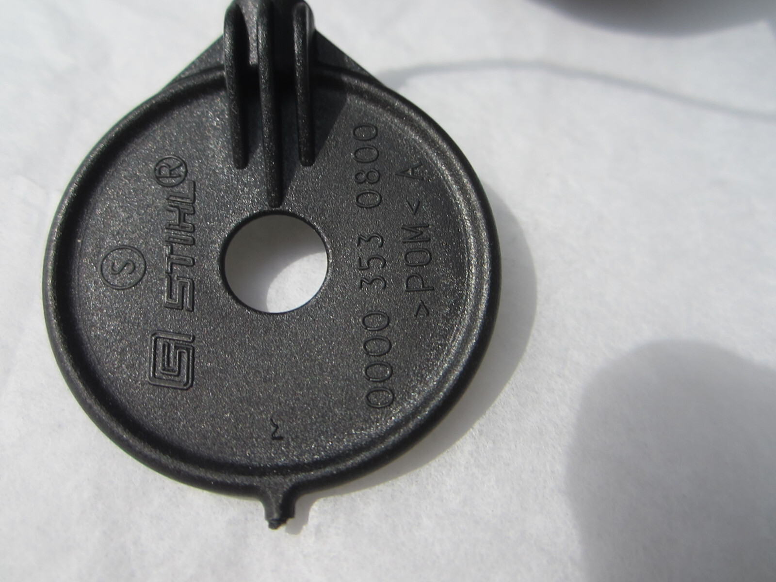 STIHL 4128 350 0505 FUEL CAP