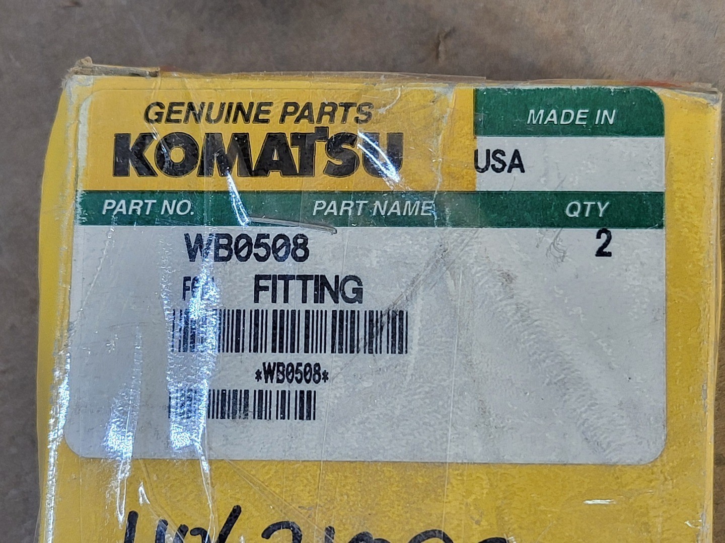 SURPLUS NEW KOMATSU WB0508 90 Deg Elbow Fittings (Box of 2) – Heavy Machinery