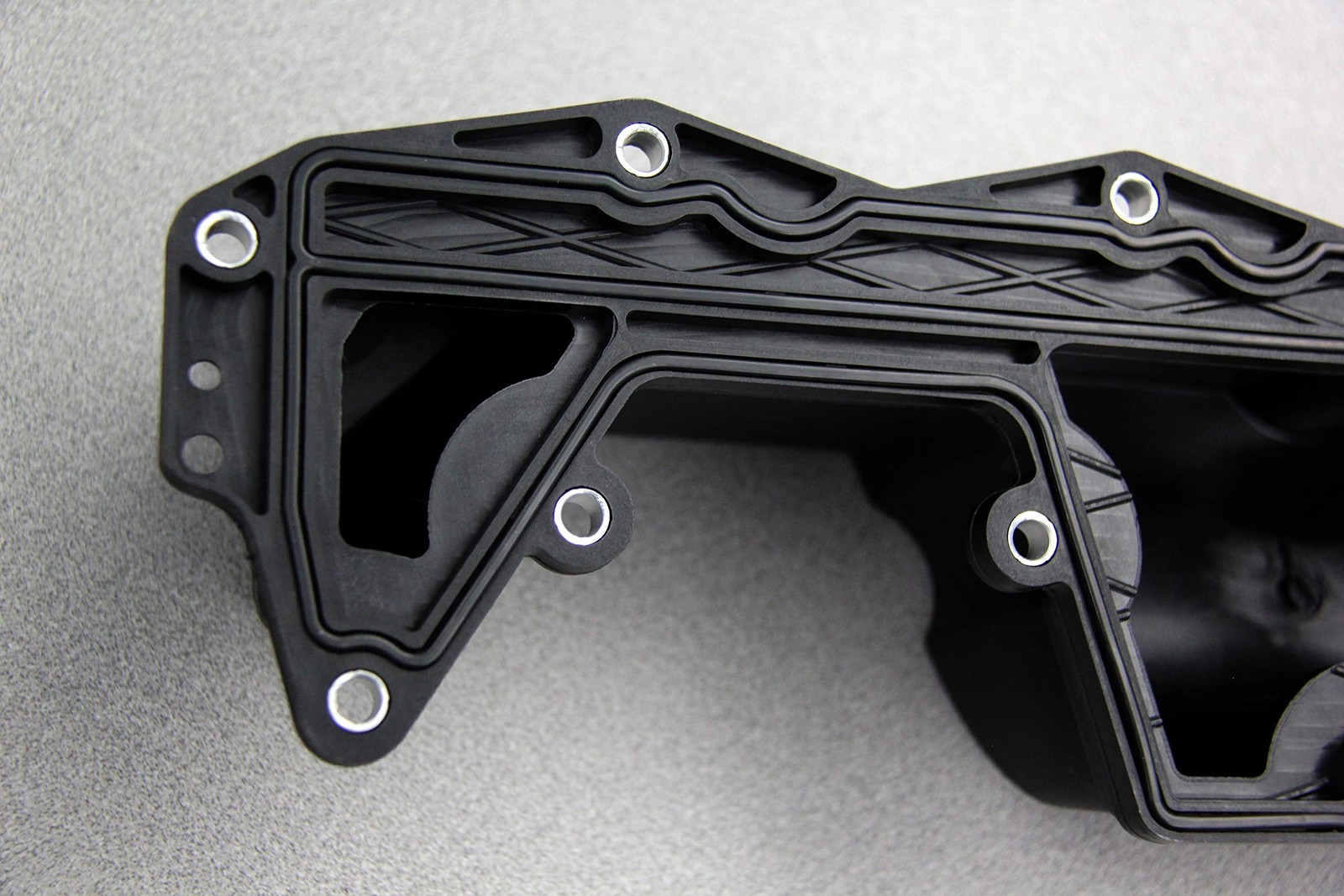 MTC PCV Oil Trap (Valve Cover) Compatible with Volvo Models S80 V70 XC60 XC70…
