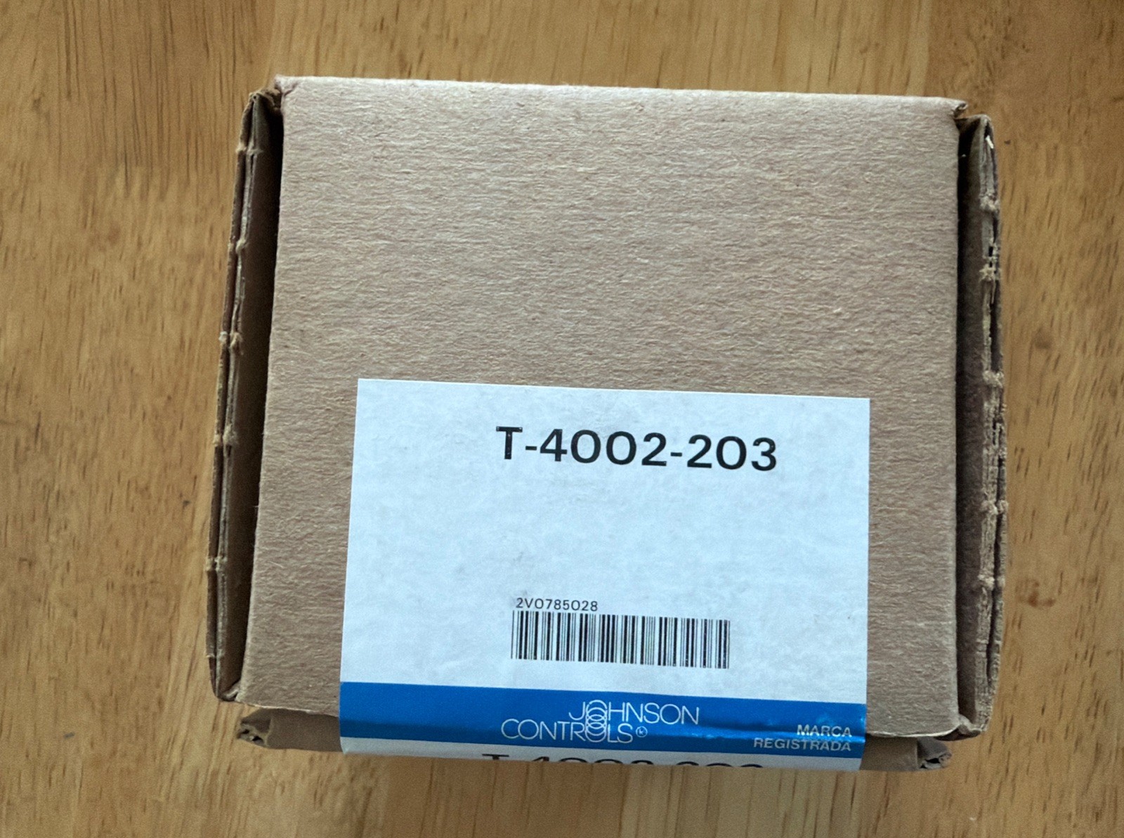 Johnson Controls T-4002-203 Pneumatic Thermostat, Single Temperature New in Box