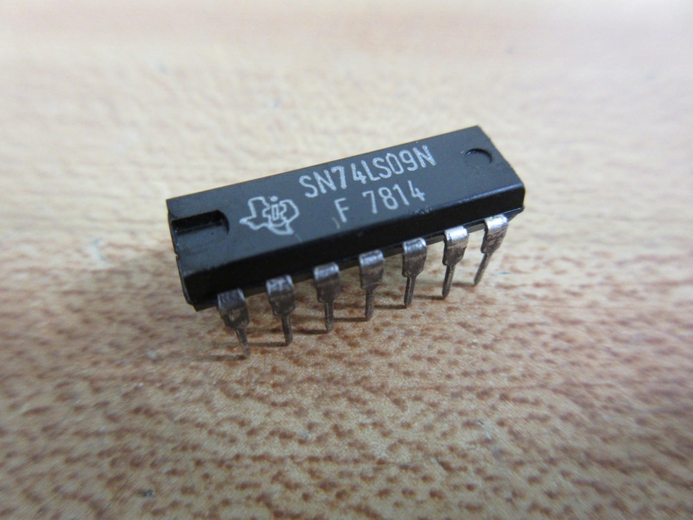 Texas Instruments SN74LS09N Integrated Circuit