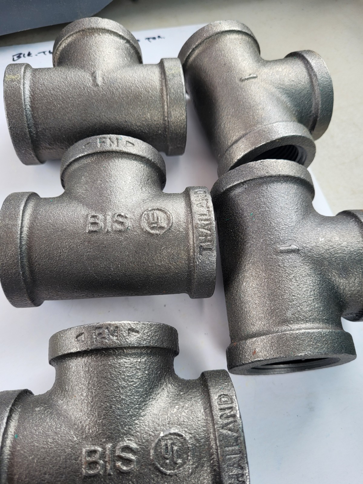 1″ Tee Pipe Fitting MI300 Iron (Pack of 5)