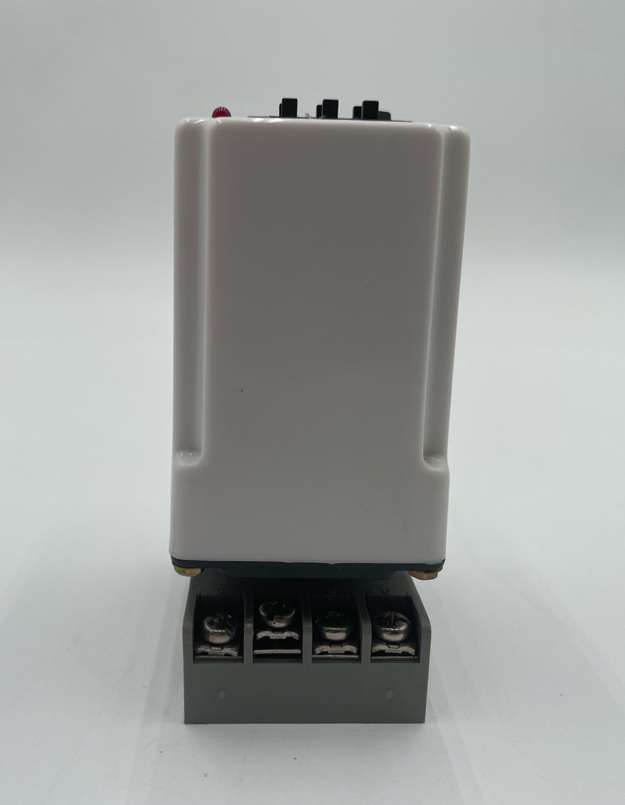 SQUARE D 9050 JCK60V20 TIMING RELAY 0.05 SEC – 999 MIN. 10A 240V SERIES A