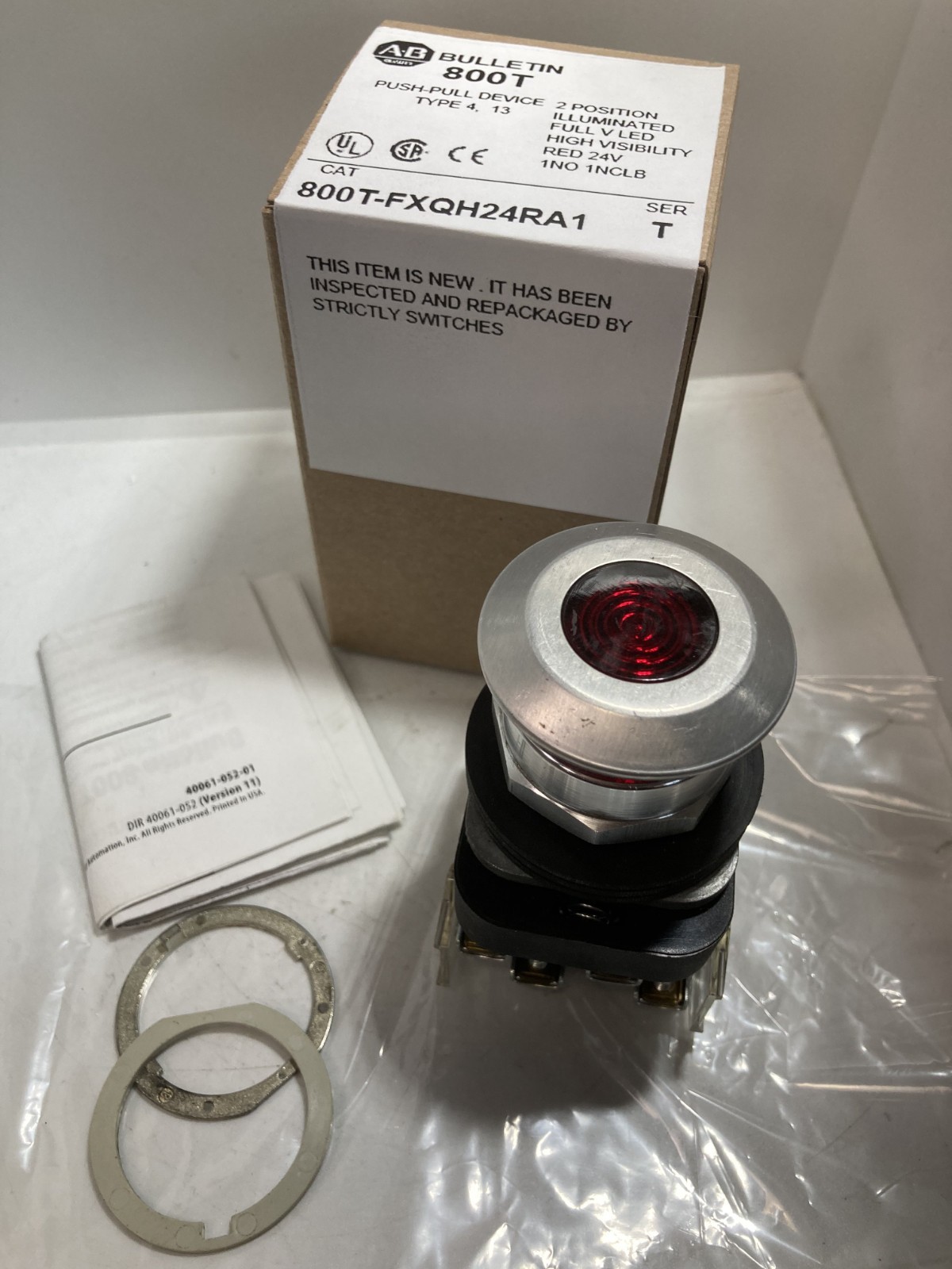 ALLEN BRADLEY 800T-FXQH24RA1 PUSH PULL 2 POS ILL LED RED 24V 1NO/1NCLB SE T NIB