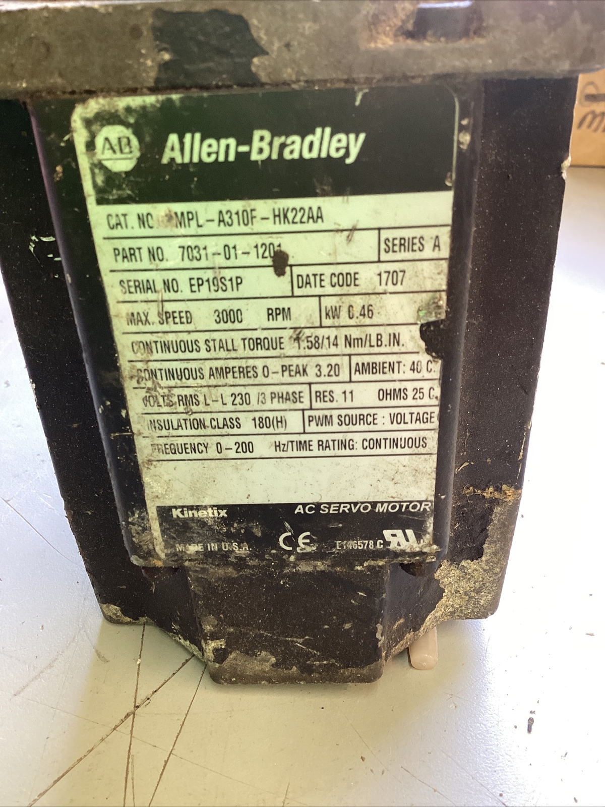 Allen Bradley MPL-A310F-HK22AA Servo Motor 7031-01-4302 Parts only.