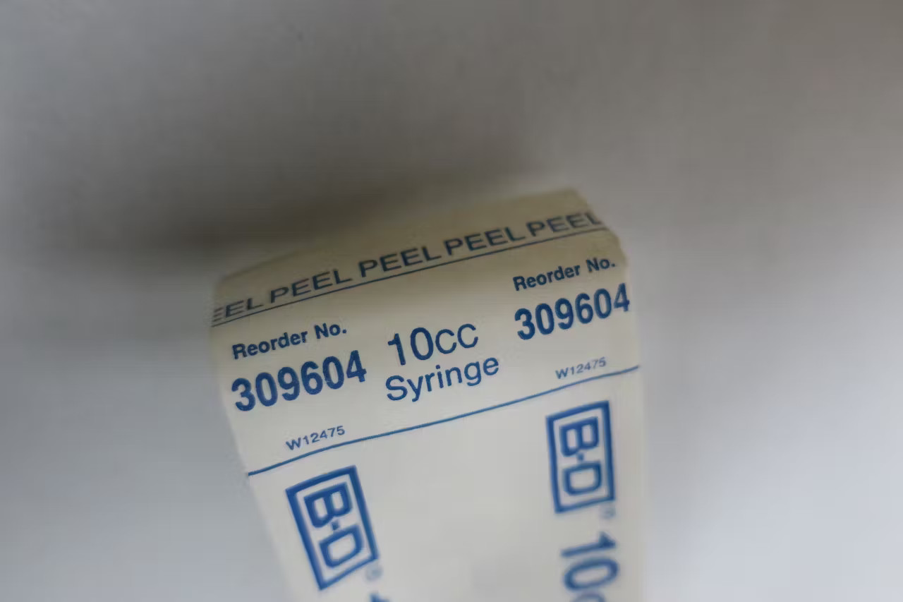 Box Of 100 Becton Dickinson 309604 Luer-lok Syringe 10cc