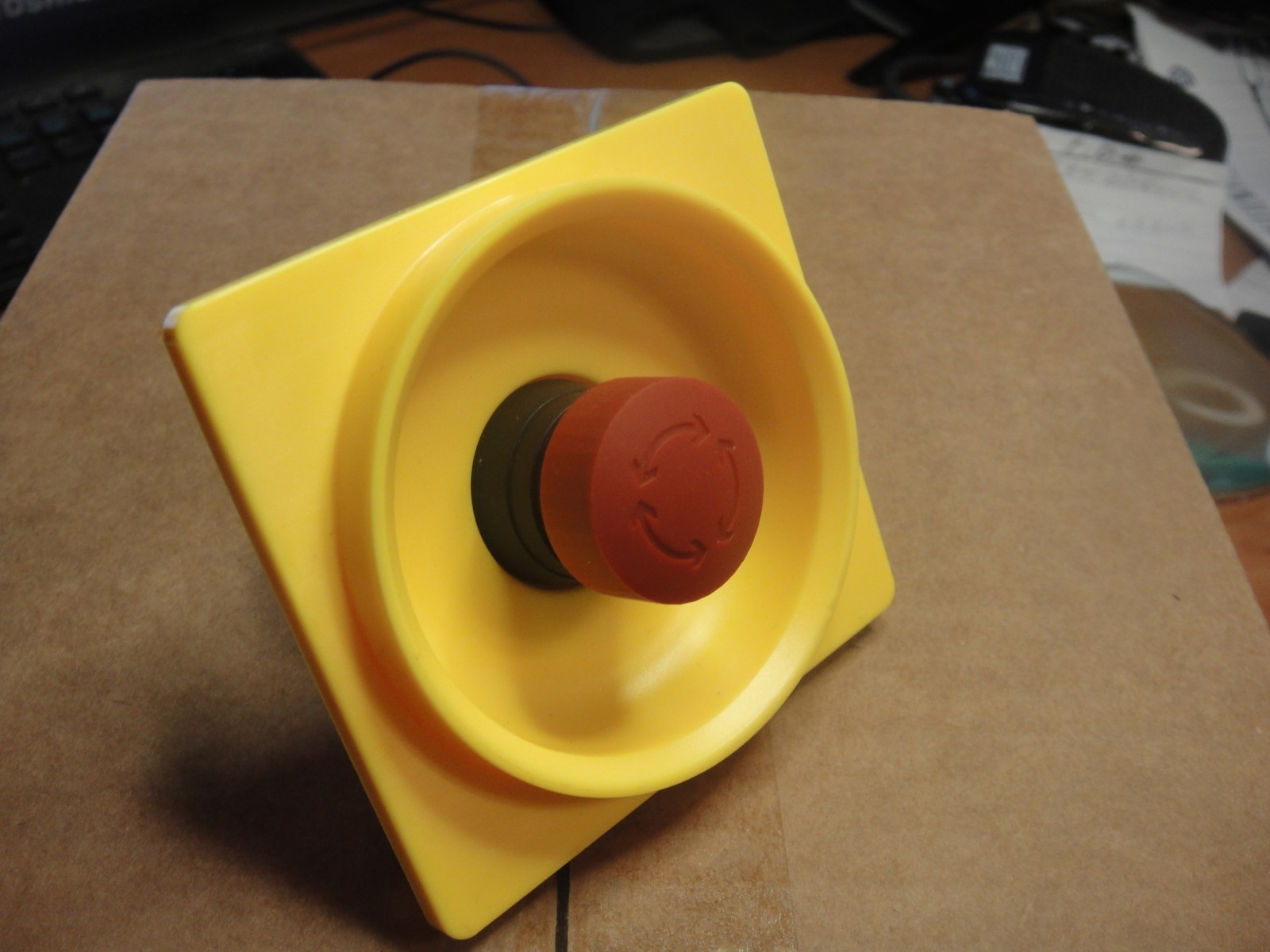 ZZ Rafi 1.20.123 KCP2 E-Stop Button 120123 New pictured