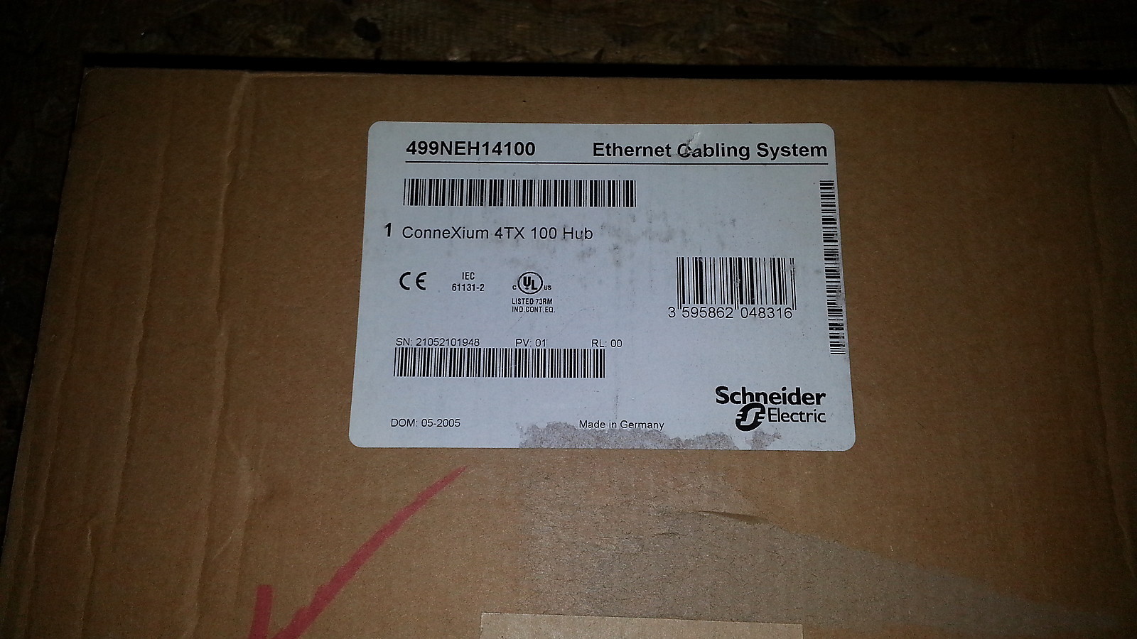 Schneider Electric Modicon Connexium 499NEH14100 499-NEH-141-00 Ethernet 4TX Hub