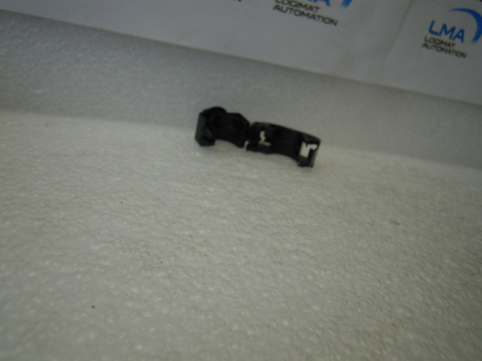 KUBOTA K7591-18890 CLAMP BREATHING PANTS LOT OF 10***NEW