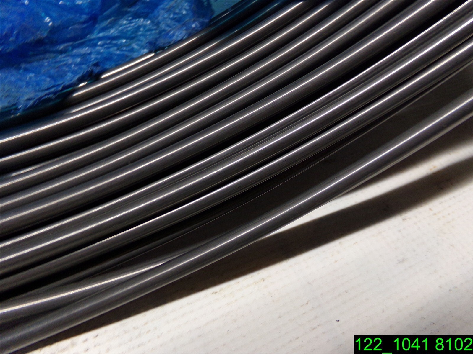 1 ROLL: 2 AWG (1/4″ DIA.) SOLID METAL STEEL WIRE 300 FT LONG – NEW