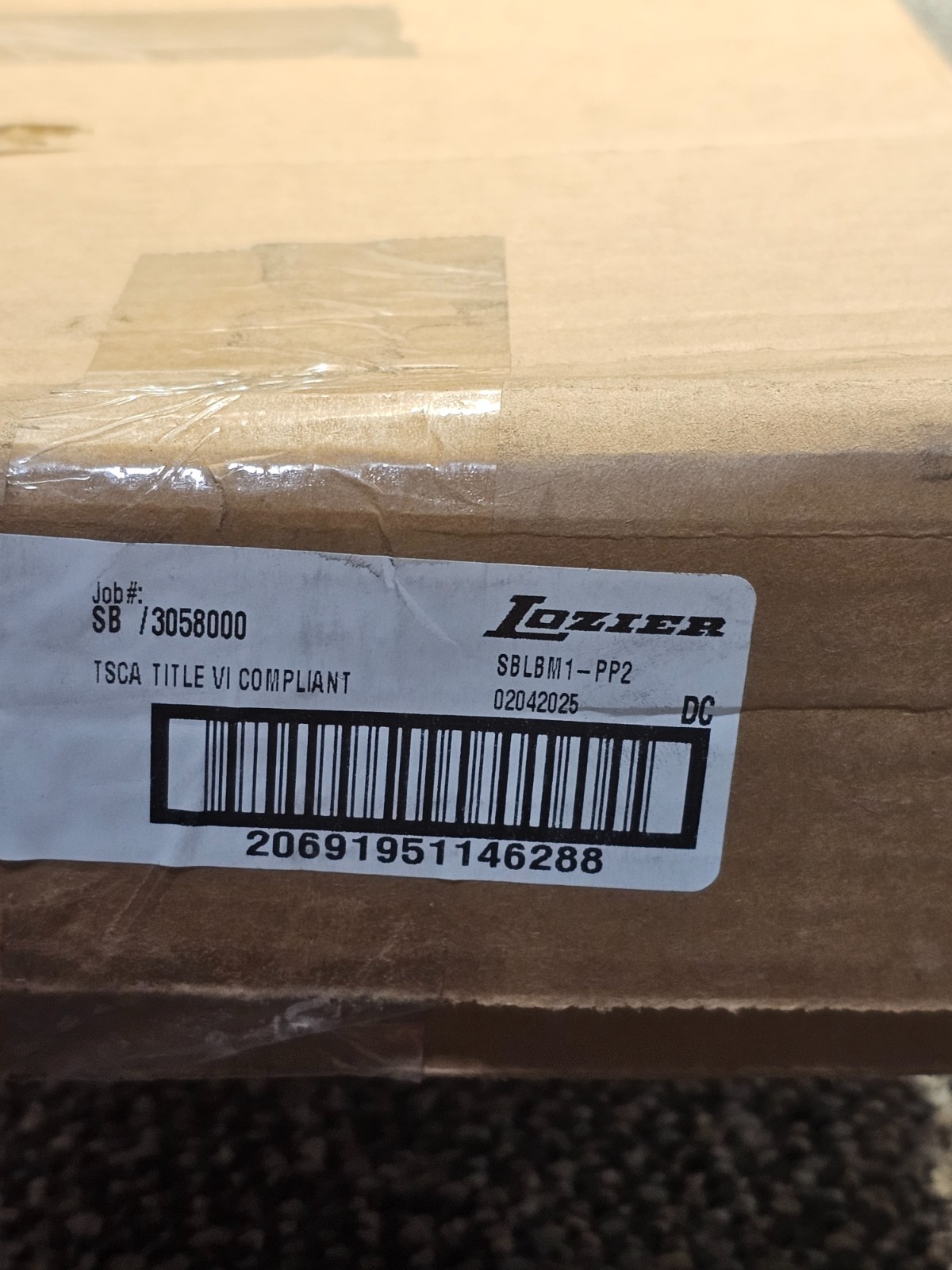 (QTY 4) Lozier MFUB28PK4.PLT Multi-Function Uprite Brace 28″ D Platinum Finish