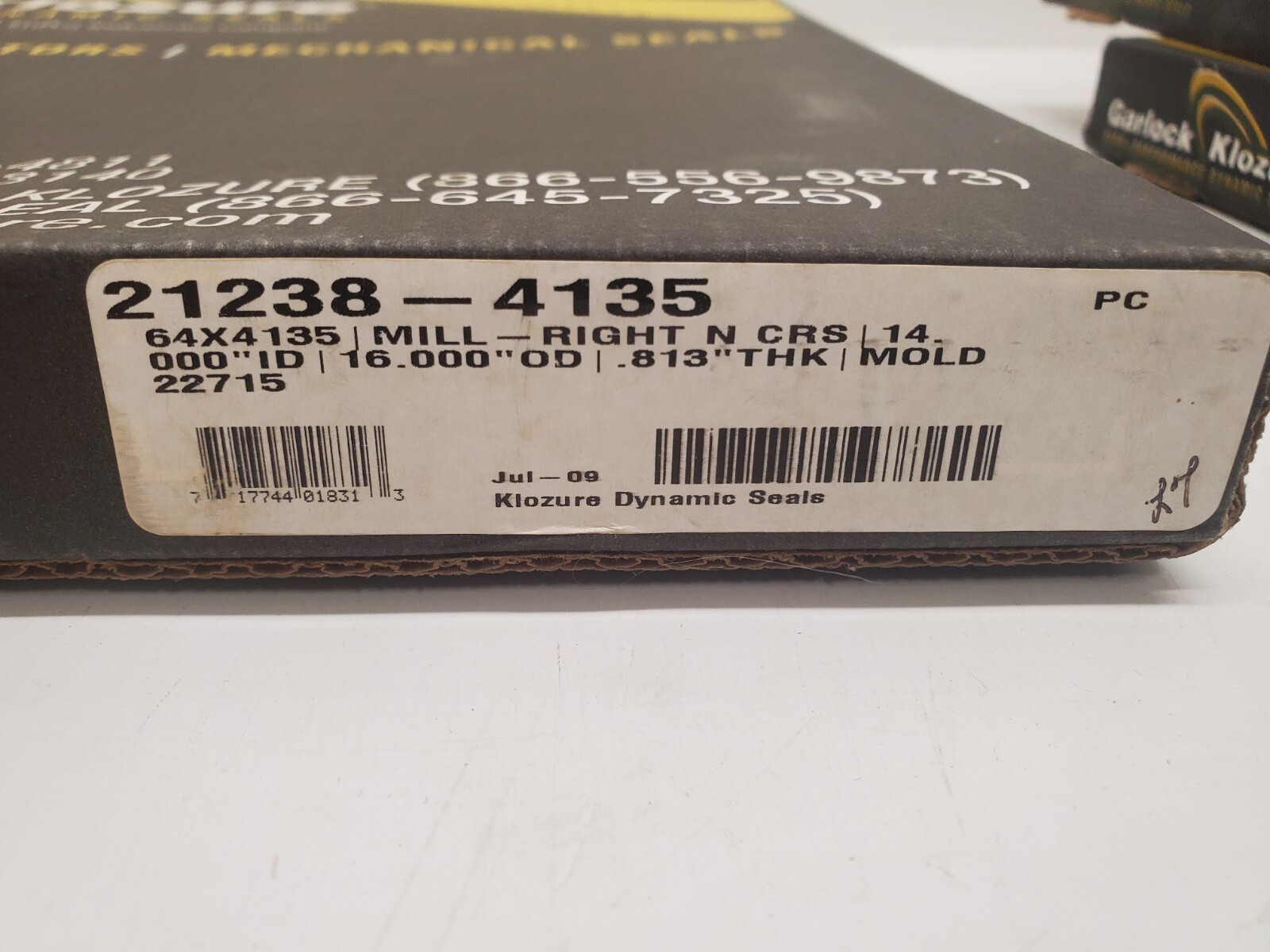 NEW IN BOX! GARLOCK 64X4135 16.000″ OD SS OIL SEAL 21238-4135