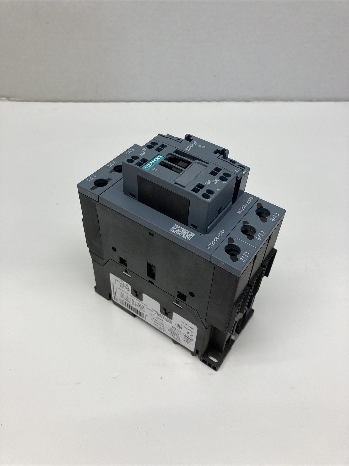 Siemens SIRIUS Contactor 3RT2038-3KB40 | U.S.A. SELLER | USED…???