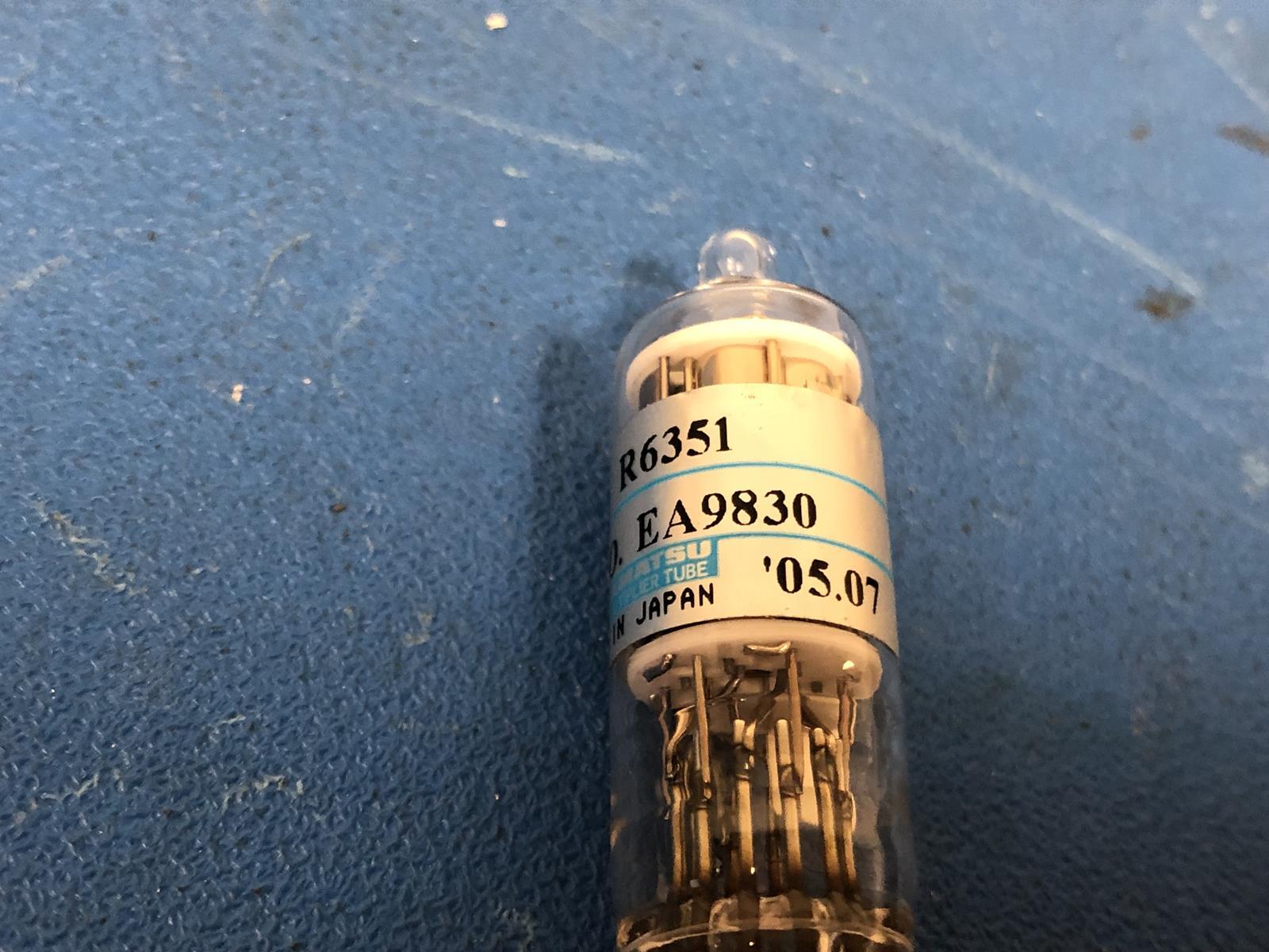 HAMAMATSU R6351