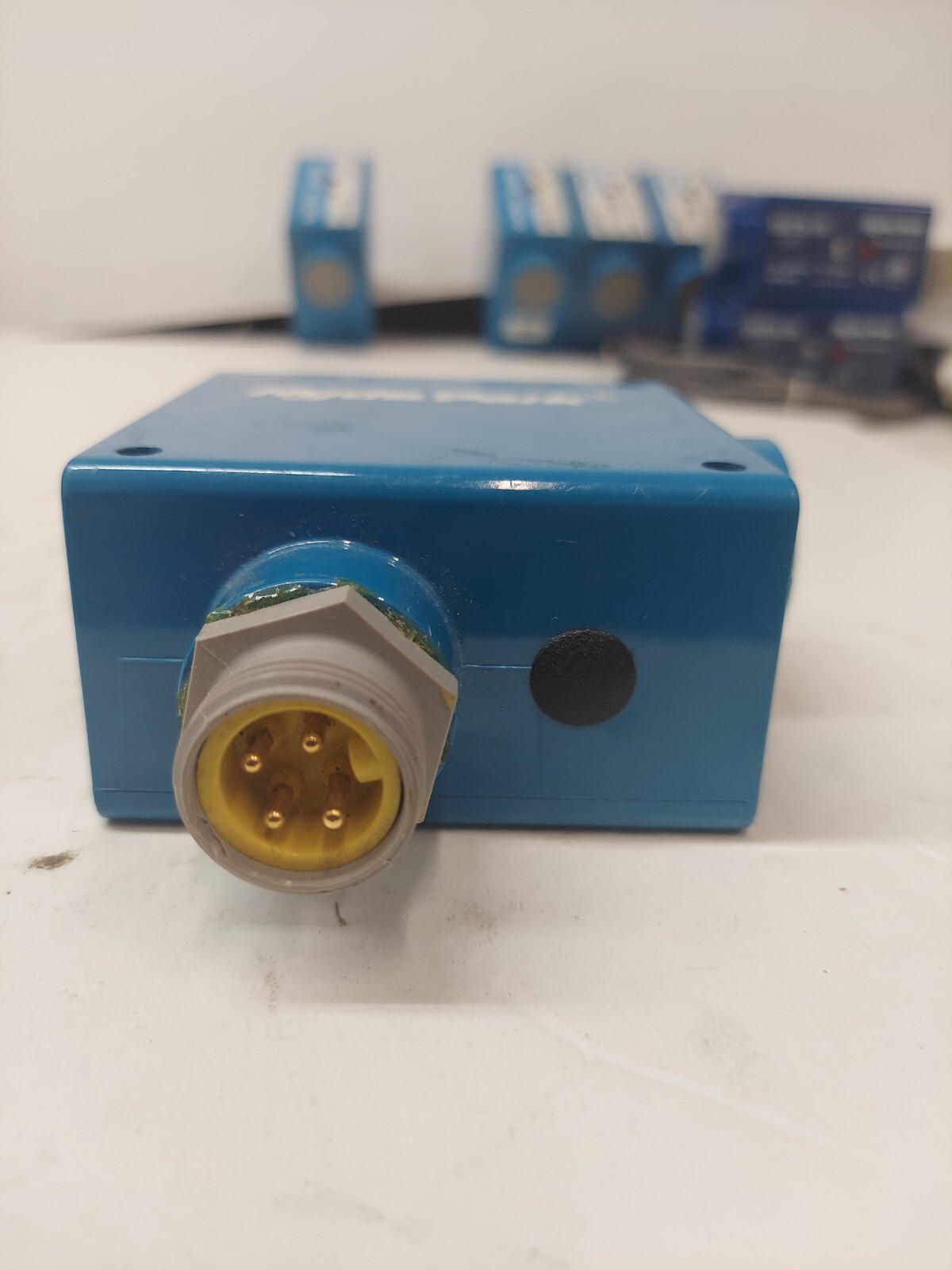 SM556A-188 HYDE PARK SUPERPROX ULTRASONIC PROXIMITY SENSOR 15- 24 VDC