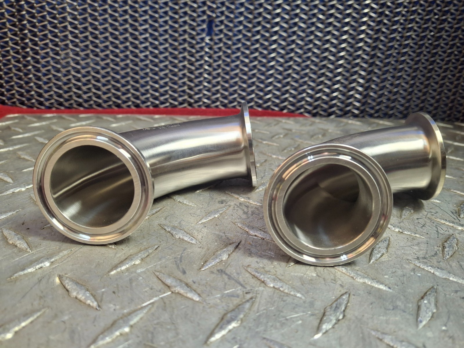 Lot of 2 Dixon B2CMPR150 316L SS 90° Elbow Sanitary TriClamp Pipe Fitting