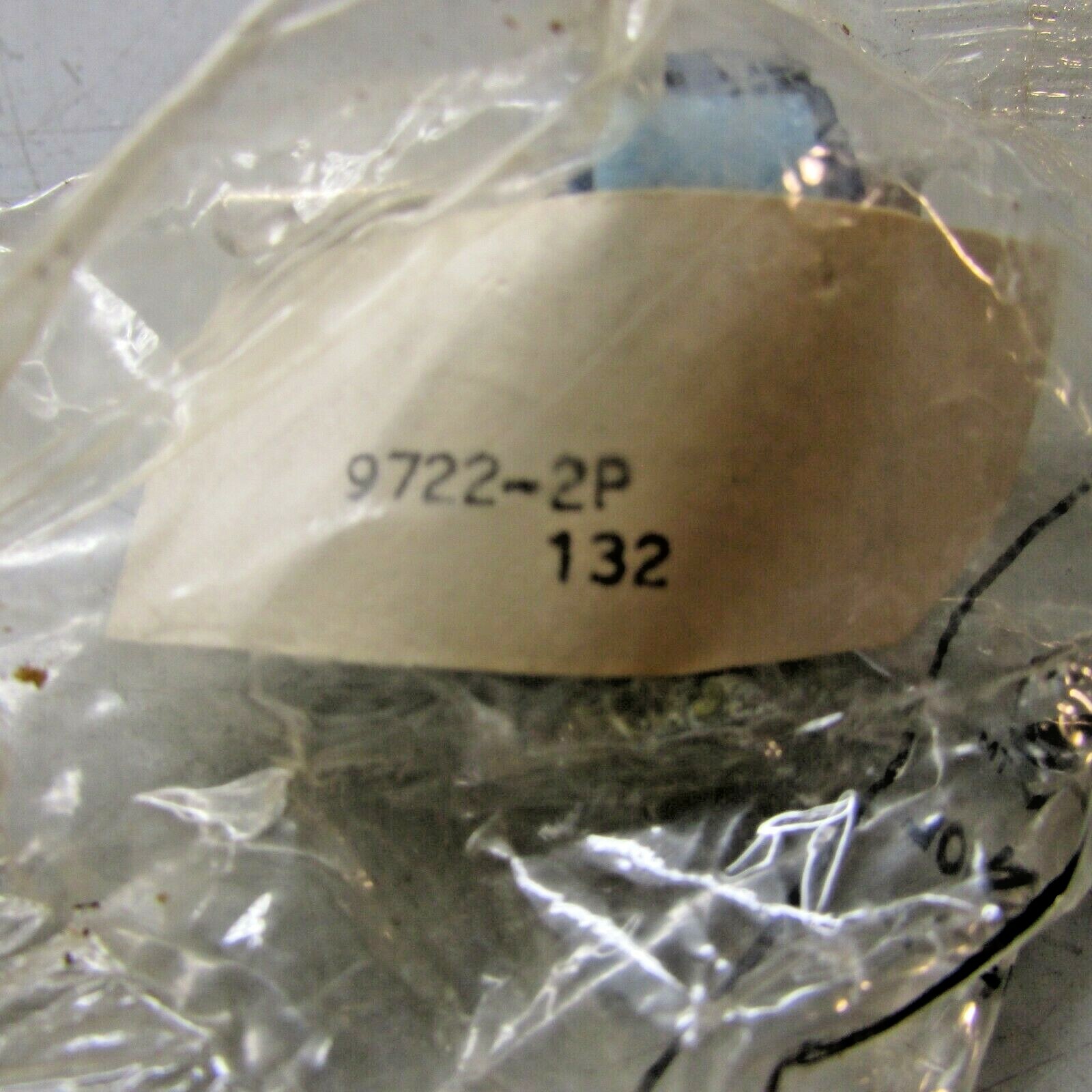 Amphenol 9722-2P-132 Connectors Lot of 5!