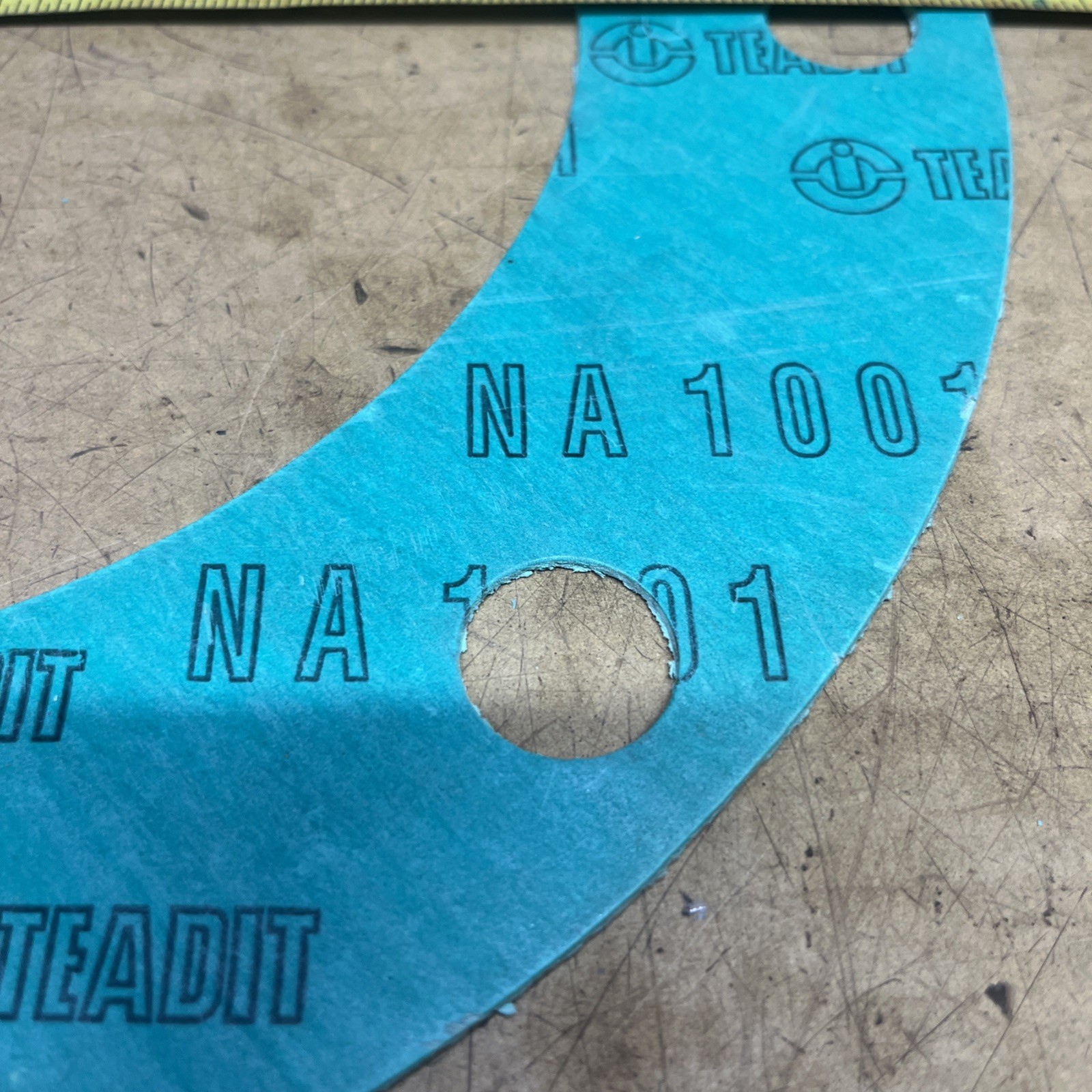 8″ Teadit NA-1001 Full Face 1/8″ 8″ Flange To Flange Flat Gasket