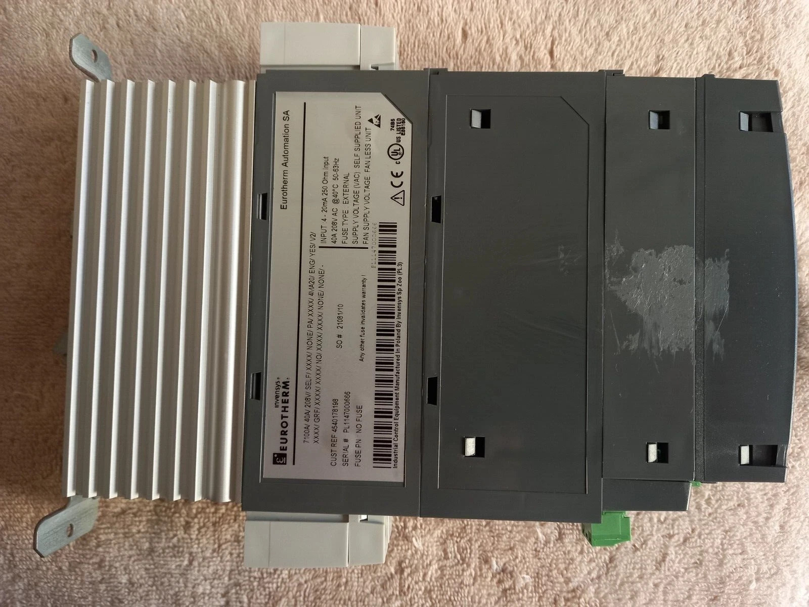 EUROTHERM 7100A/40A/208V/SELF/XXXX/NONE/PA/XXXX/4MA20/ENG/YES/V2/XXXX/ used