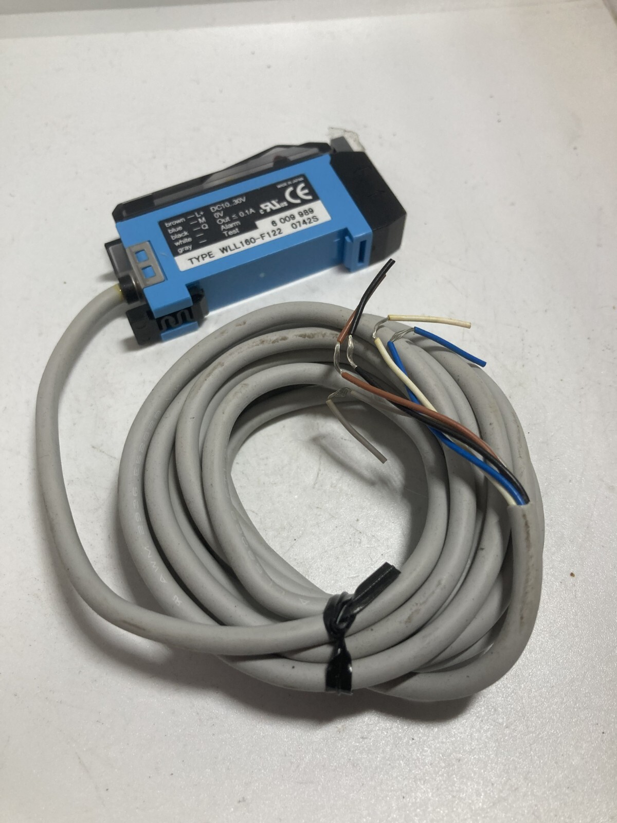 SICK WLL160-F122 PHOTOELECTRIC SENSOR FIBER OPTIC 10-30VDC LED NNB