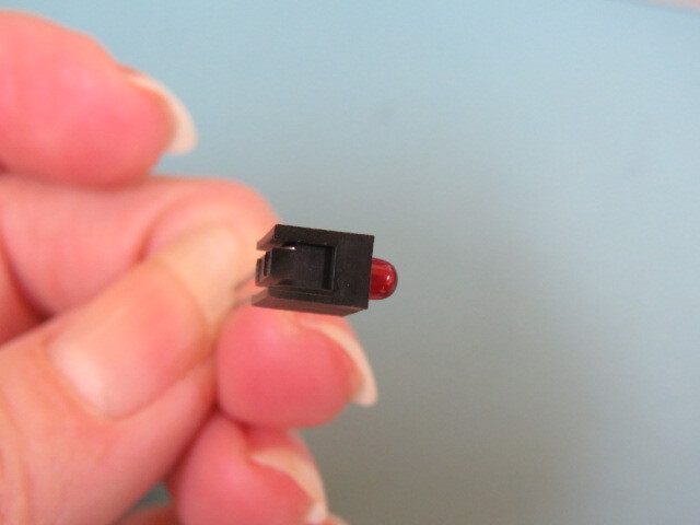 HP HLMP-1301-010 Qty of 9 per Lot LED RED RA HI EFF