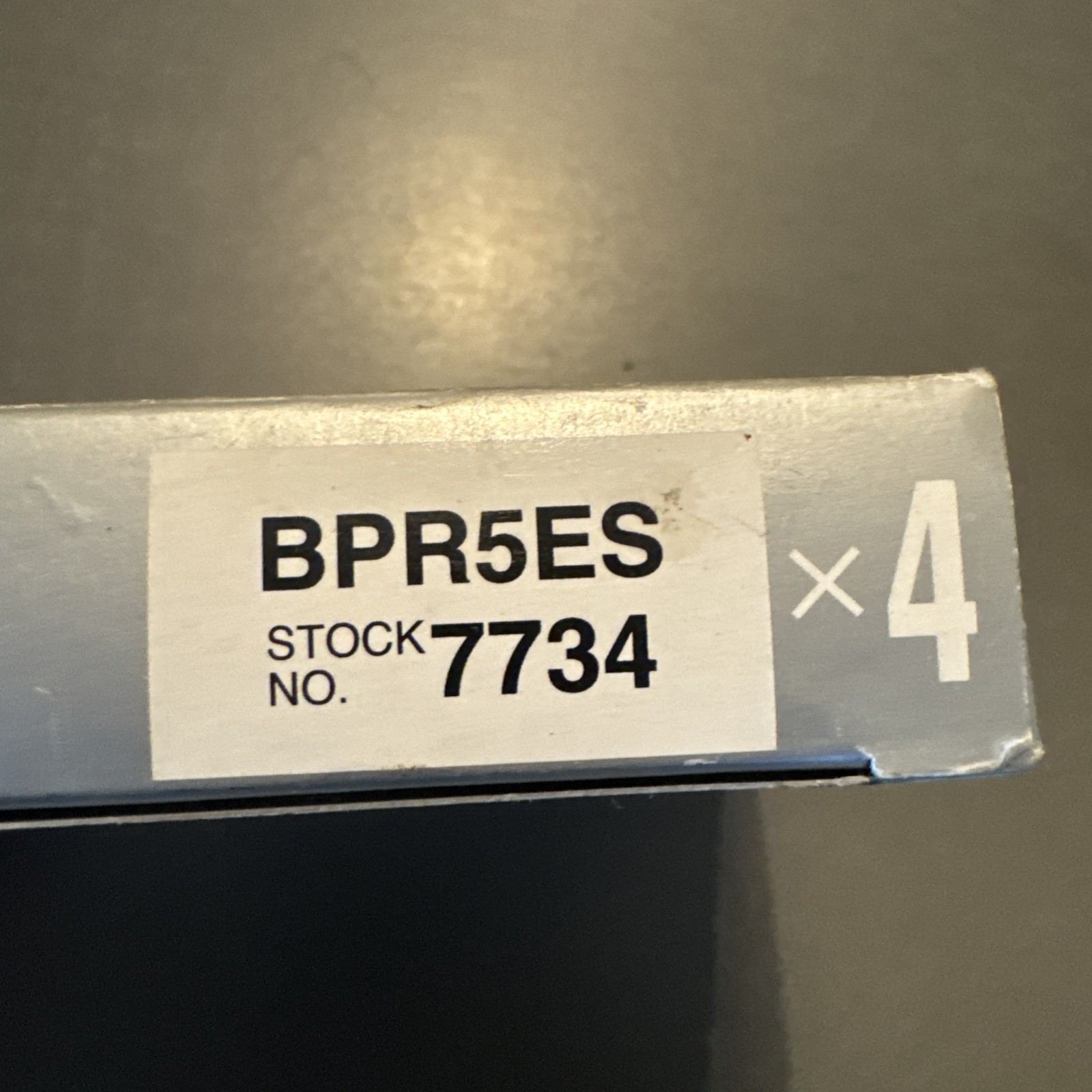 NGK Spark Plug BPR5ES Standard Plug (Box of 4)