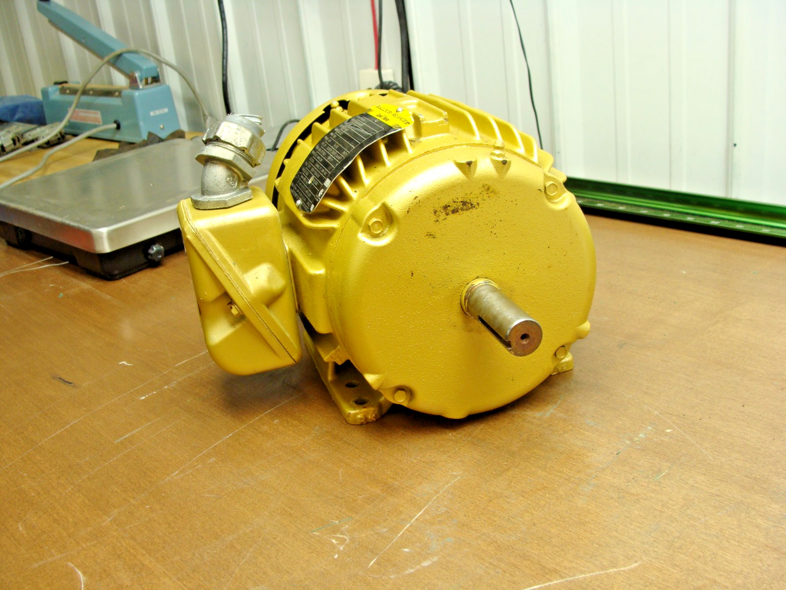 BALDOR / RELIANCE EM3584T 1-1/2 HP SUPER-E MOTOR 3 PH 230/460V 4.6/2.3A1765 RPM