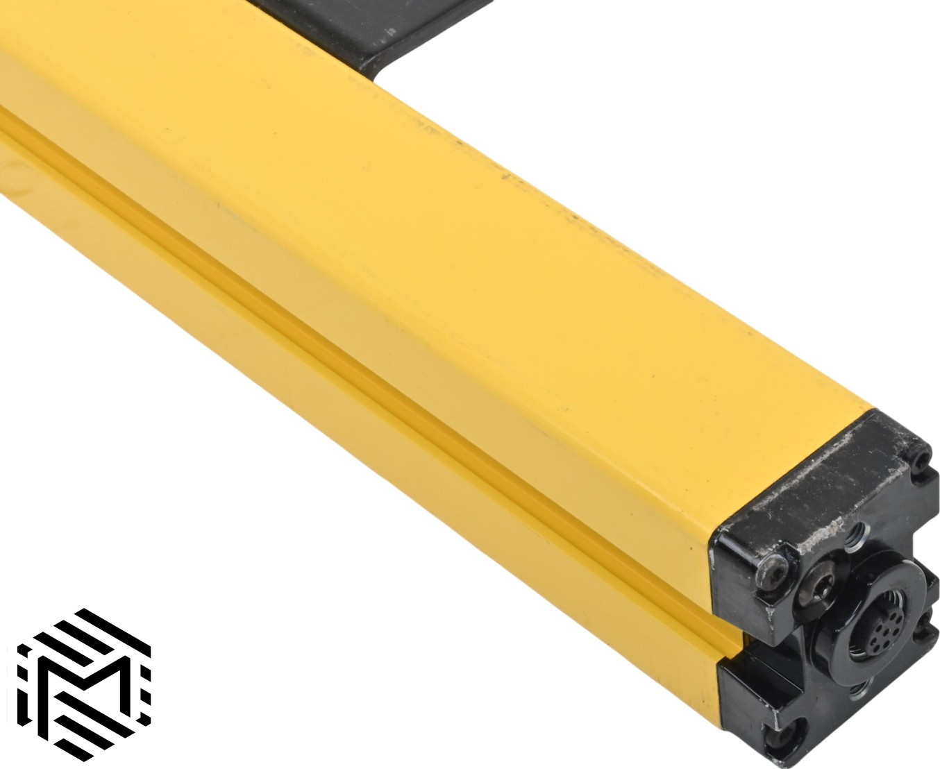 Banner SLSCE30-900Q8 EZ-SCREEN Light Curtain Emitter – 900mm – 0.1-18M – 24VDC