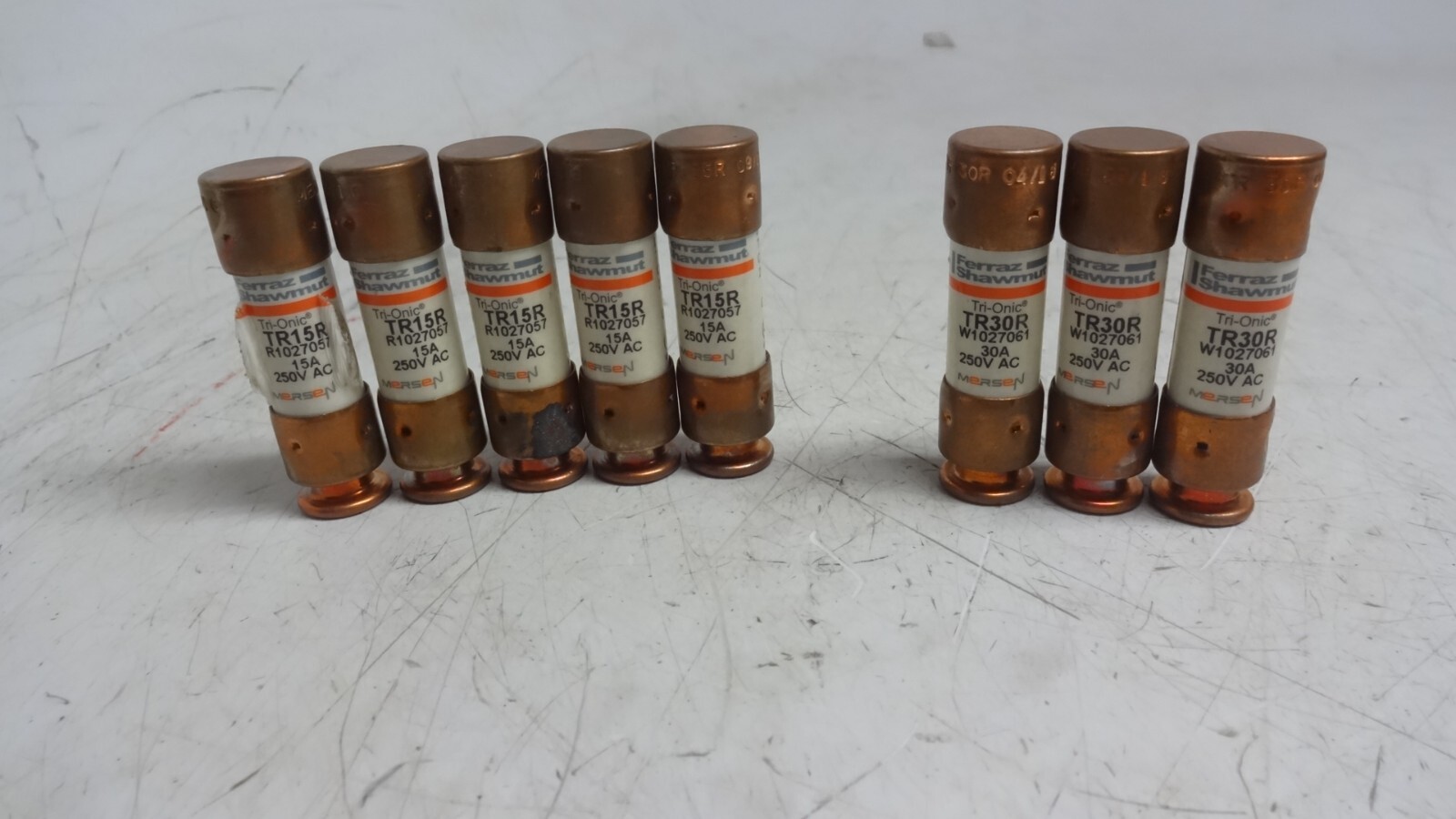 Lot of 5 TR15R Lot 0f 3 TR30R Ferraz Shawmut Tri-onic Time-Delay Fuses 250V
