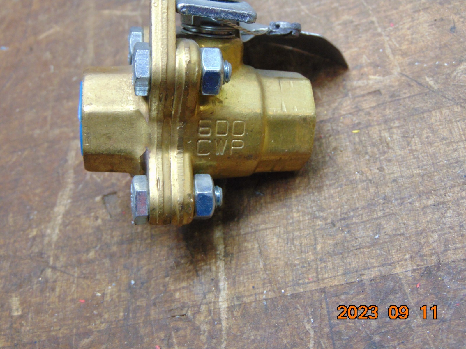 Jamesbury 3/8″ 21STGR1136TTC061 Ball Valve 3/8 inch NPTF Threaded Brass Grounded