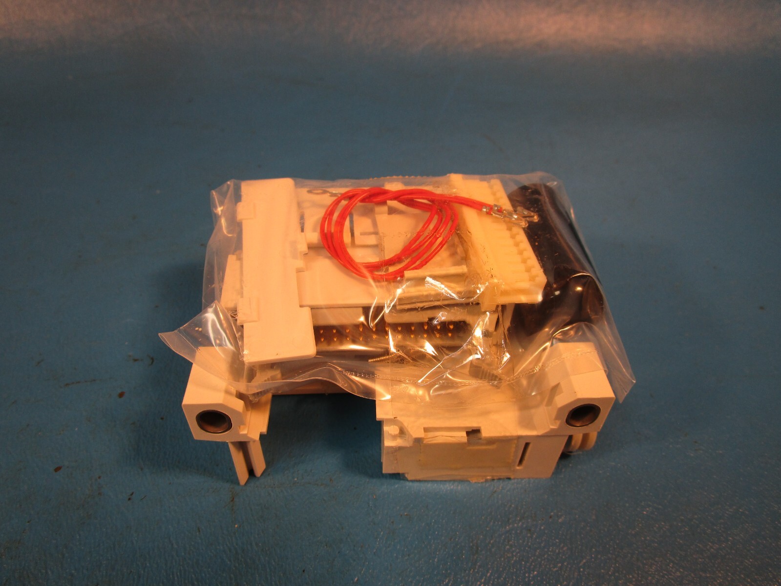 SMC VVQ1000-3A-1-P-RS end plate assy, VV5Q* MANIFOLD VQ 4/5 PORT