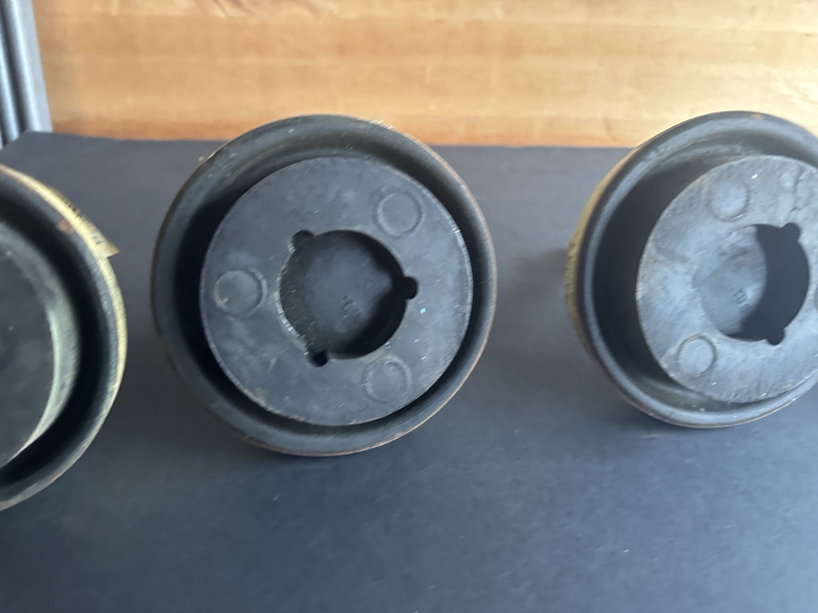 Barry Controls Barrymount LM3B Level Mount with Bolt Set of 4*