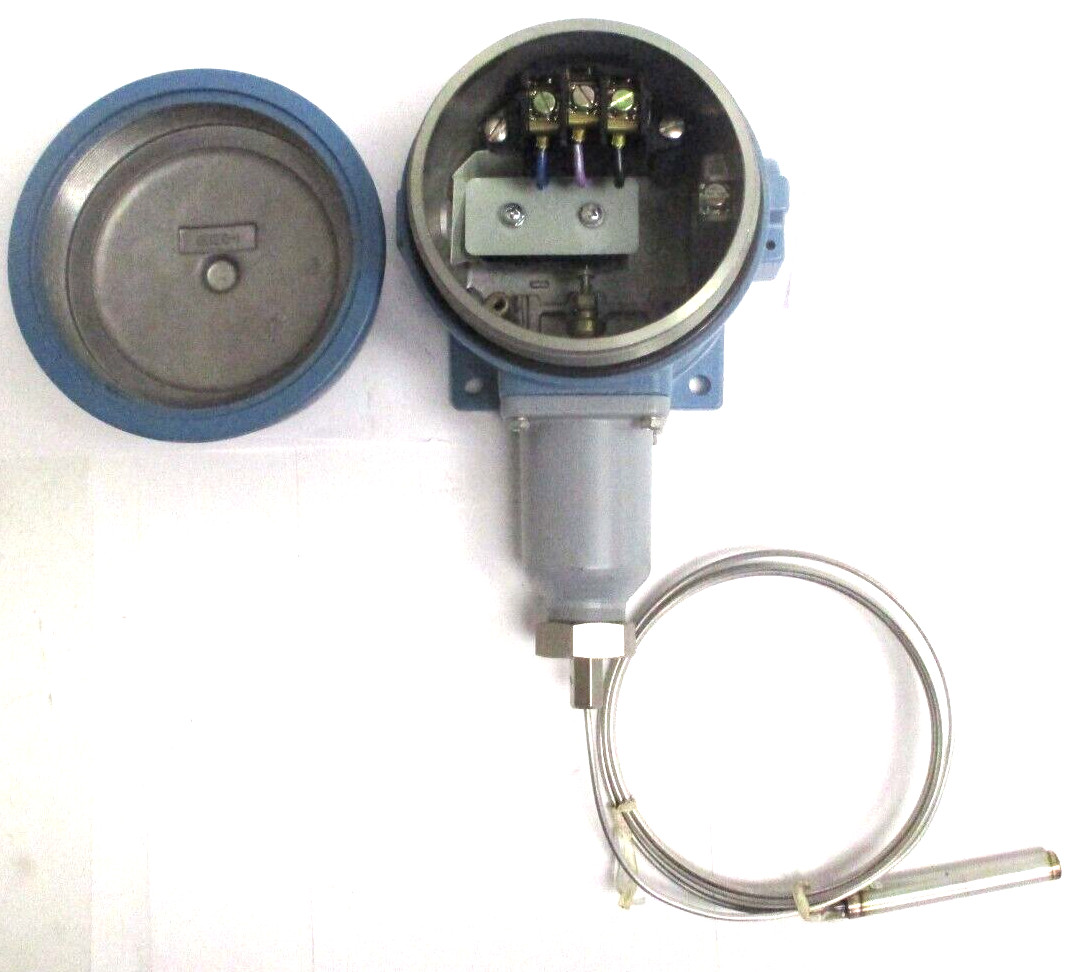 UNITED ELECTRIC CONTROL, F120-8BS, 15A 250 VAC, RANGE 50-650 F, SURPLUS