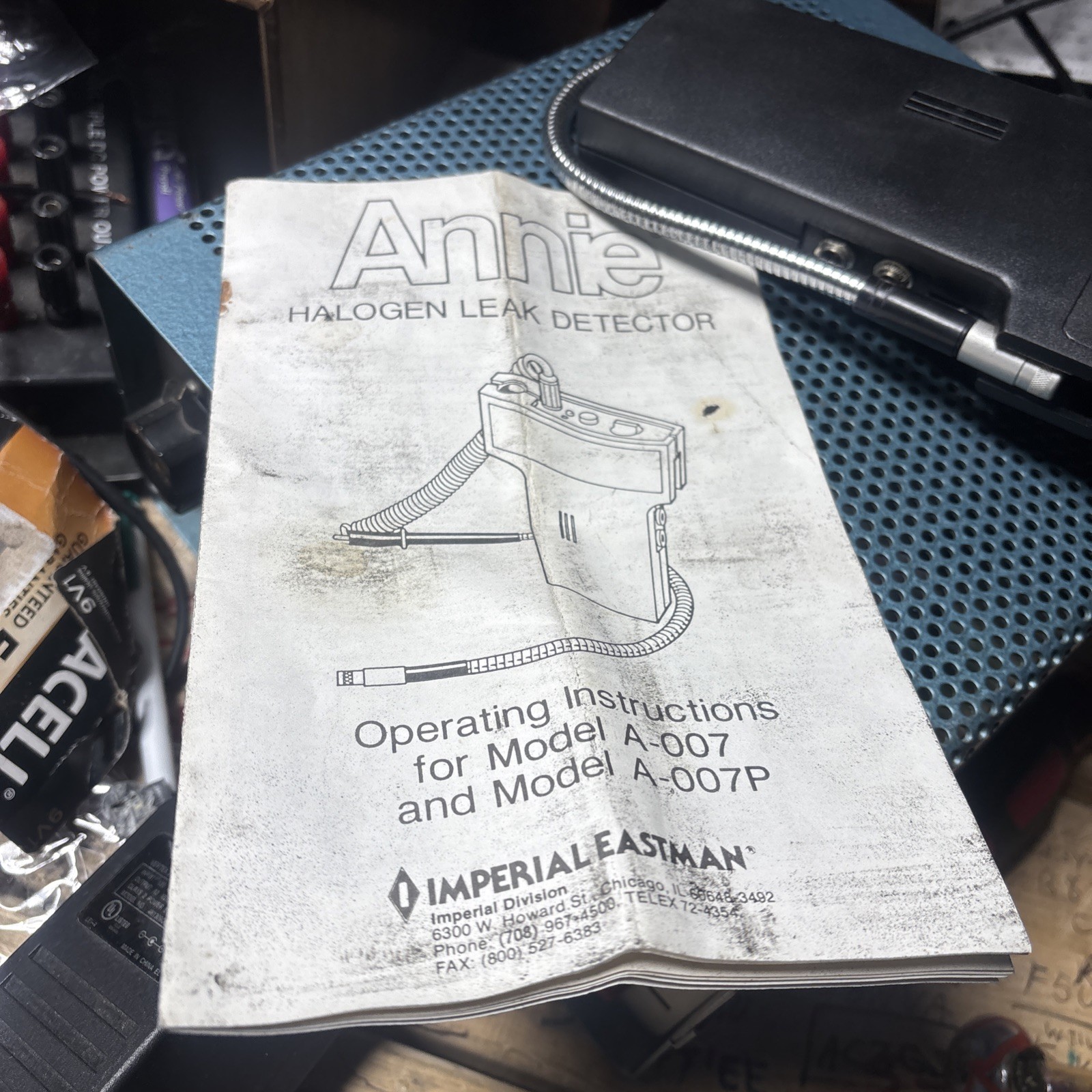 ANNIE A-007 HALOGEN LEAK DETECTOR NEW WITH CASE