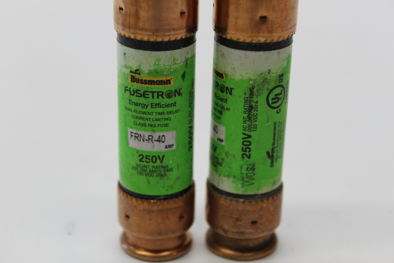 FUSETRON FRN-R-40 GREEN LOT OF 2 NSNP