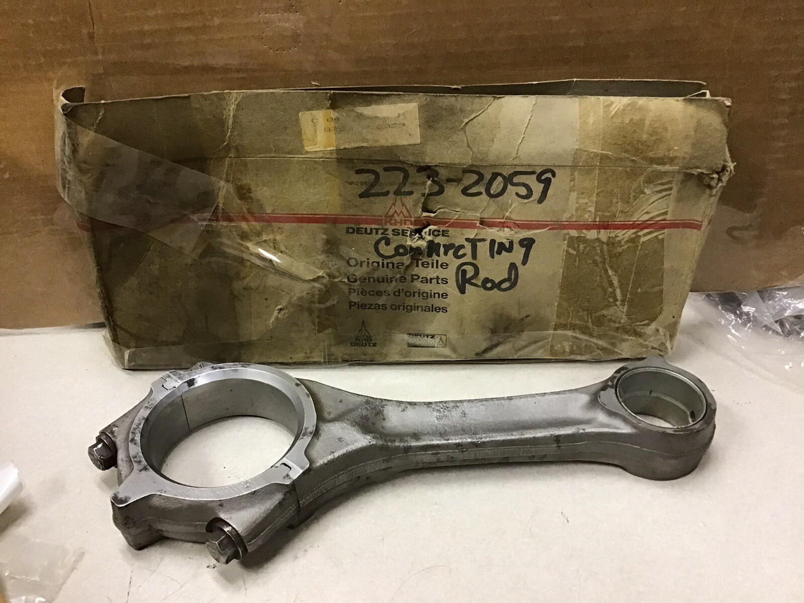 2232059 4234225 NEW DEUTZ CONNECTING ROD FITS 913 914 ENGINES FREE SHIPPING!
