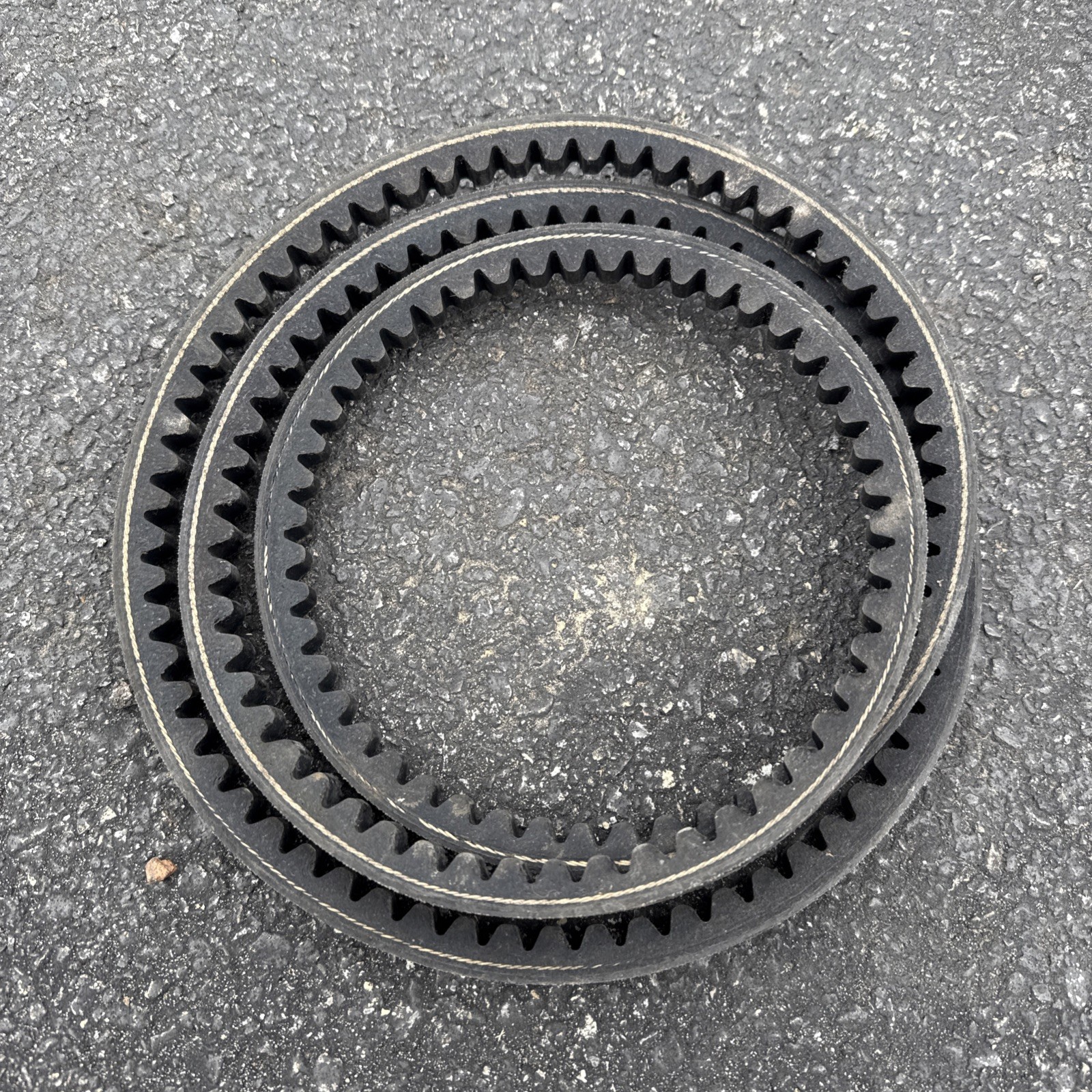 Goodyear Hy-T Wedge Matchmaker Industrial V-Belt V Belt 5VX750