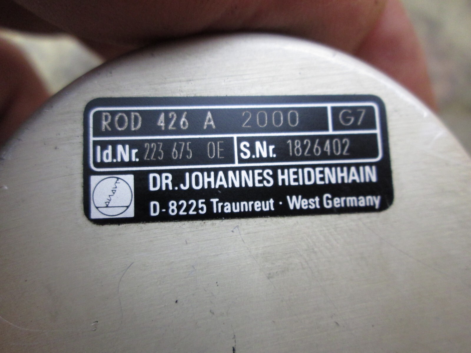 HEIDENHAIN ENCODER ROD 426 A 2000 G7 ID.NR.223 675 0E 1826402 EACH 1