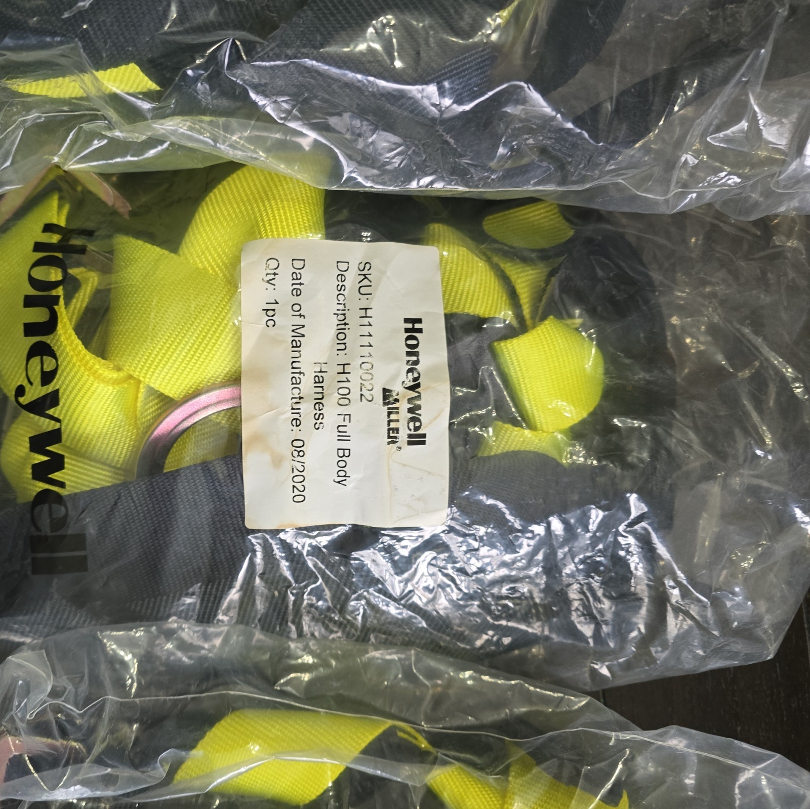 5 Honeywell Miller H100 Full Body Safety Harnesses – L/XL – H11110022 – New