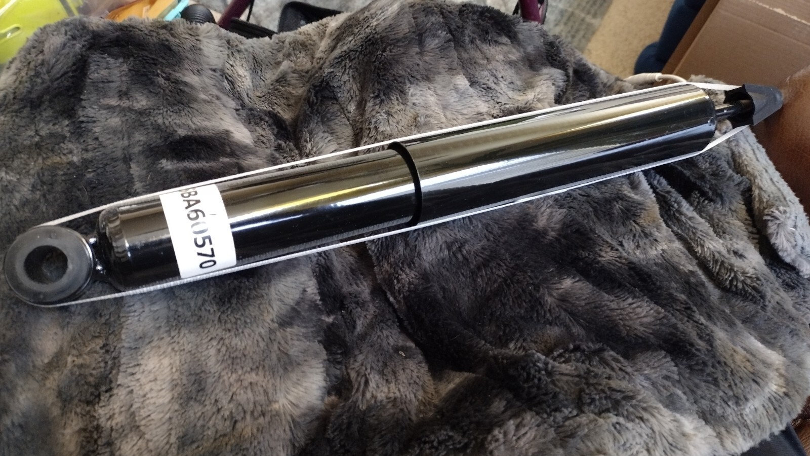 TRQ SBA60570 Rear Shock Absorbers – Pair