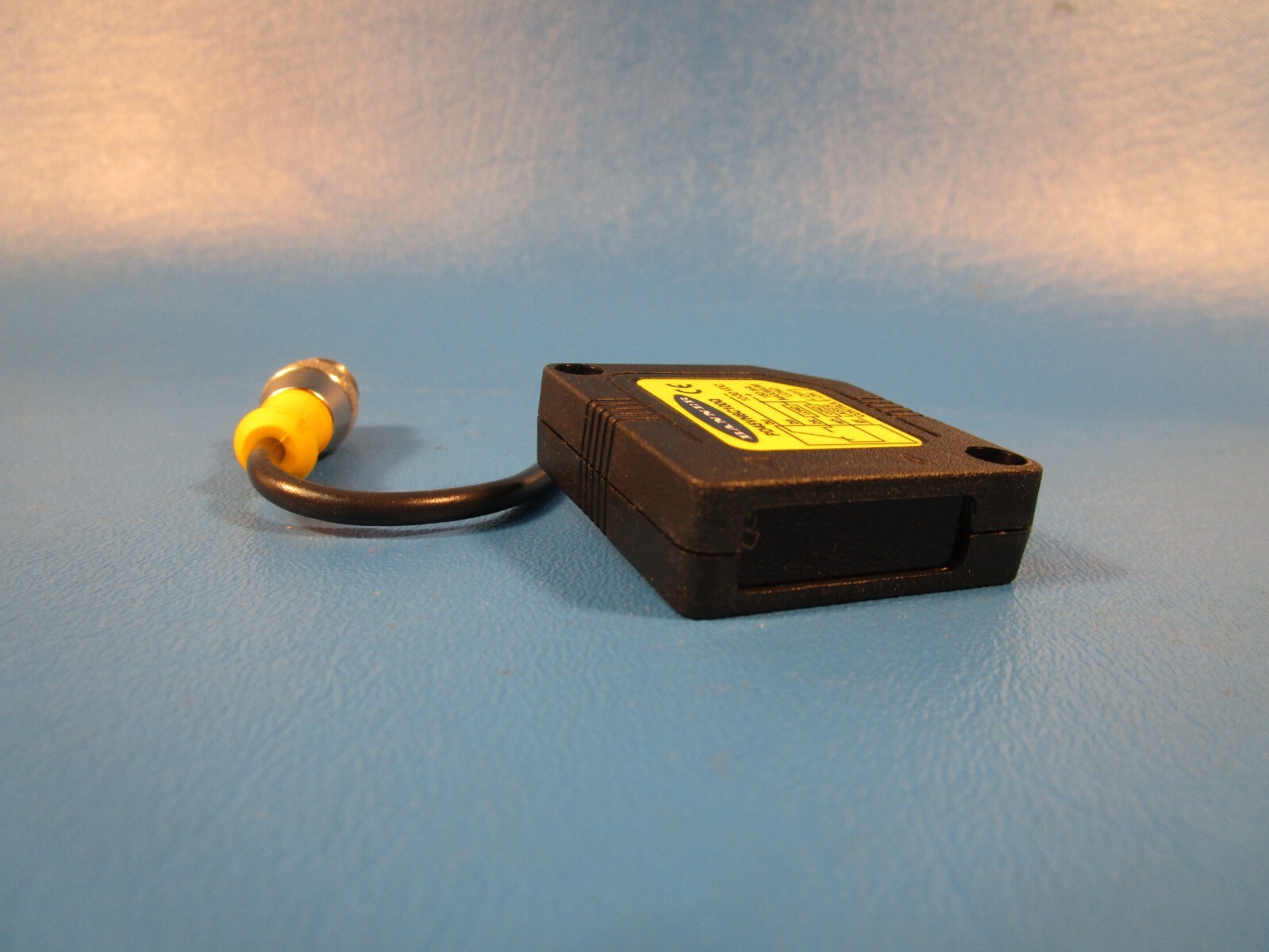 BANNER PD45VN6C100Q 46287, Photoelectric Sensor, Convergent Laser, 102mm