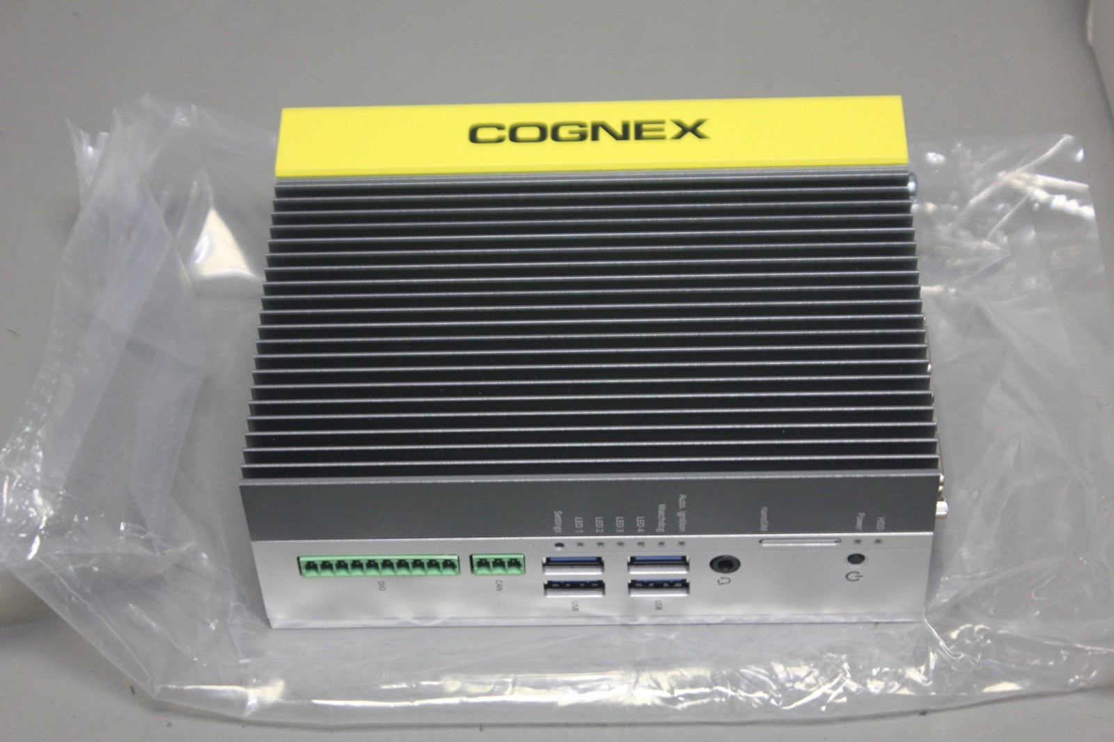 NEW COGNEX/KARBON COMPACT RUGGED COMPUTER CNX-K300 K300-E3950-8-F1-P