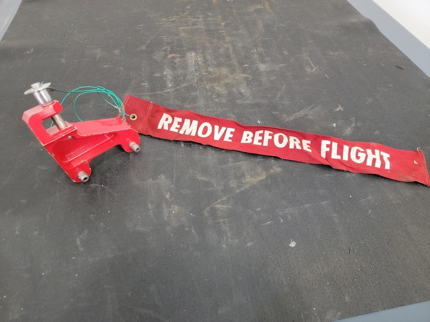 Helicopter Pin Lock for Tow Bar – Specialty Tools