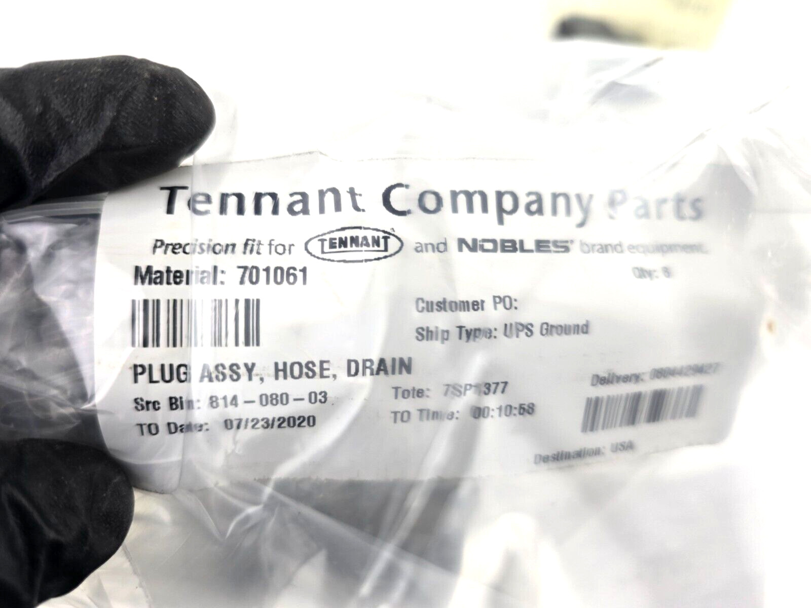 Tennant Nobles 701061 Plug Assembly, Hose, Drain