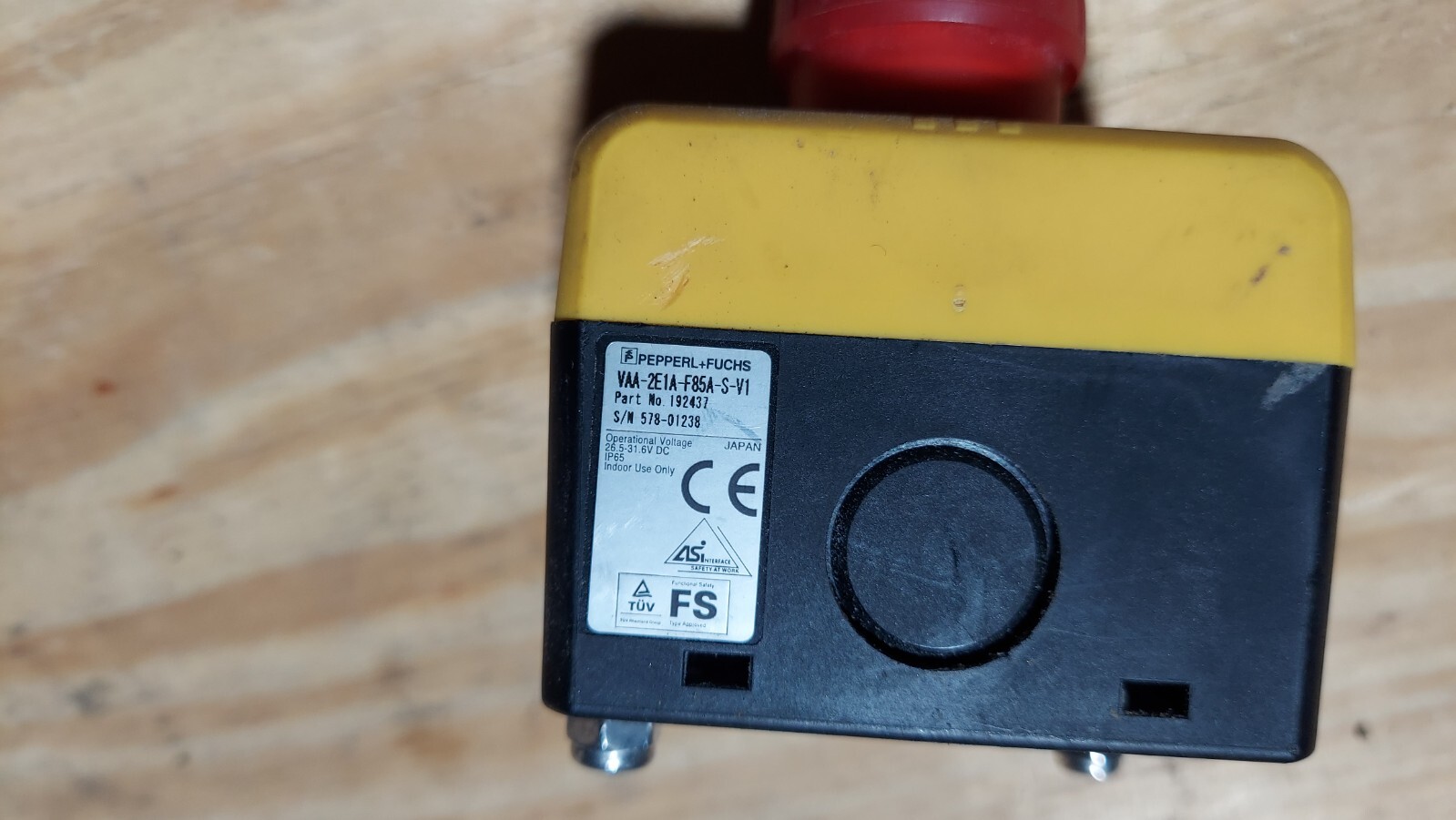 New Pepperl & Fuchs VAA-2E1A-F85A-S-V1 192437 Emergency Stop Button